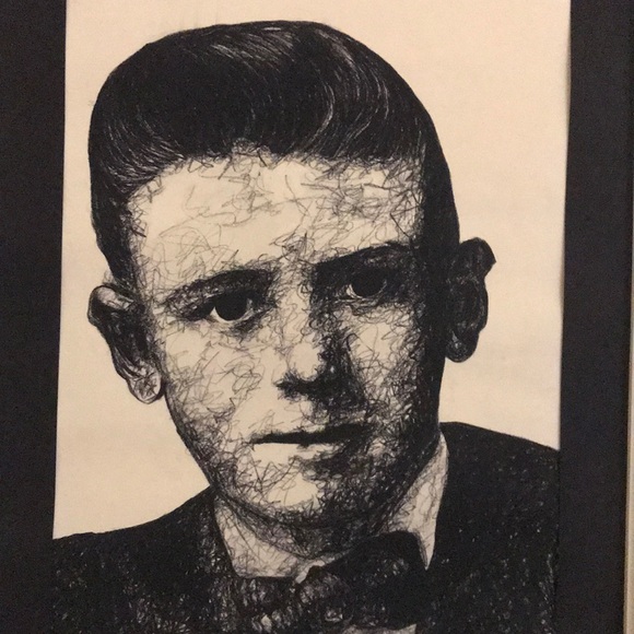 Meet your Posher, Laura - Picture 1 of 1